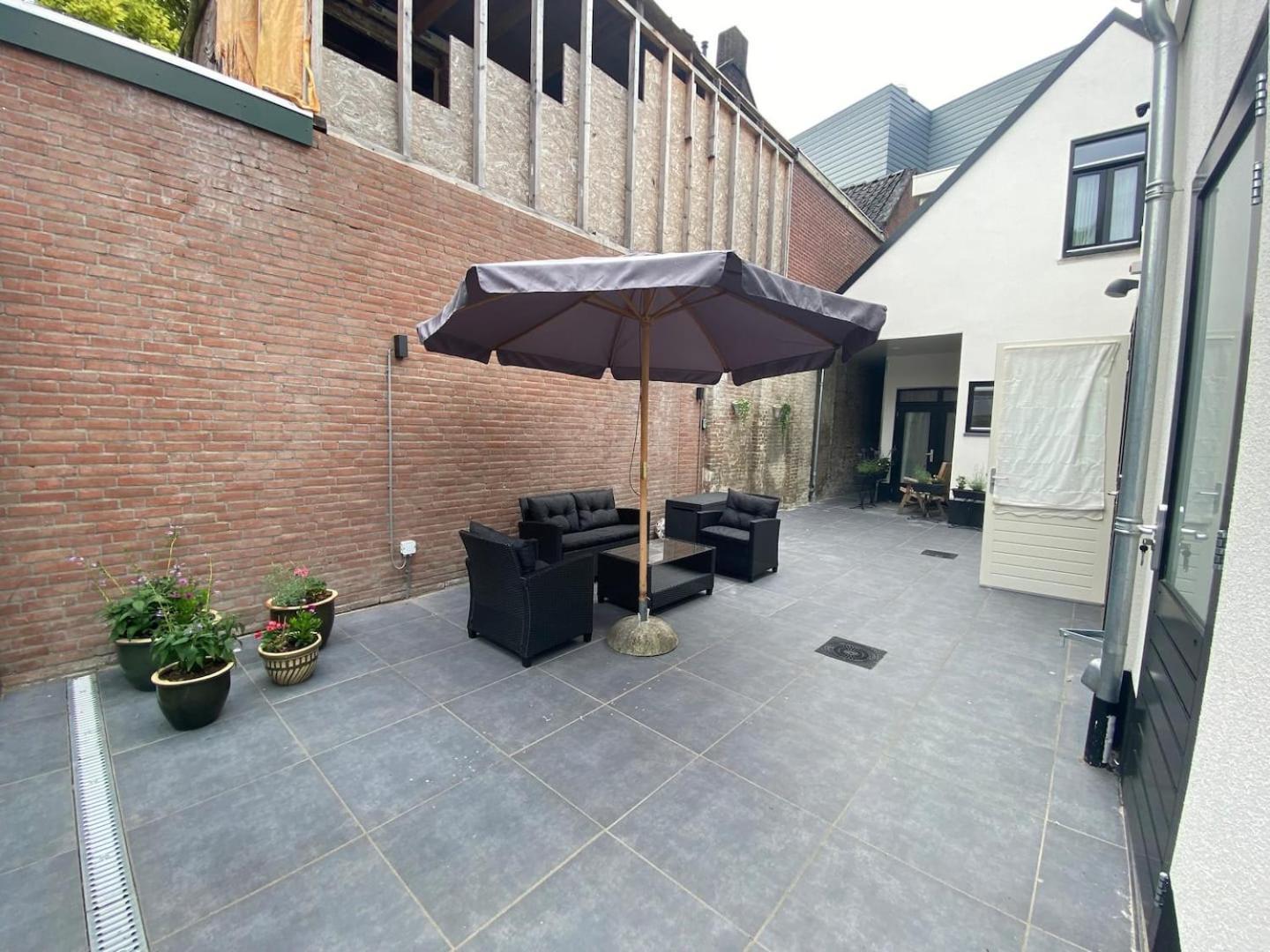 Petite Room With Wifi, Ac, And Shared Kitchen Tilburg Exteriér fotografie
